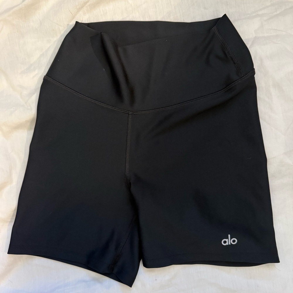 Alo Yoga 5” Airlift Energy Short